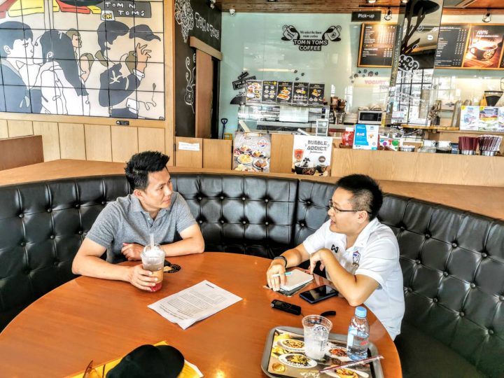 ให้สัมภาษณ์นักข่าว นสพ.ประชาชาติธุรกิจ “แนวโน้มและการปรับตัวของธุรกิจป้ายและโฆษณา” @ 05-10-2562